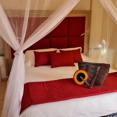 Le Souimanga Bleu Saly Bed & Breakfast 部屋 写真