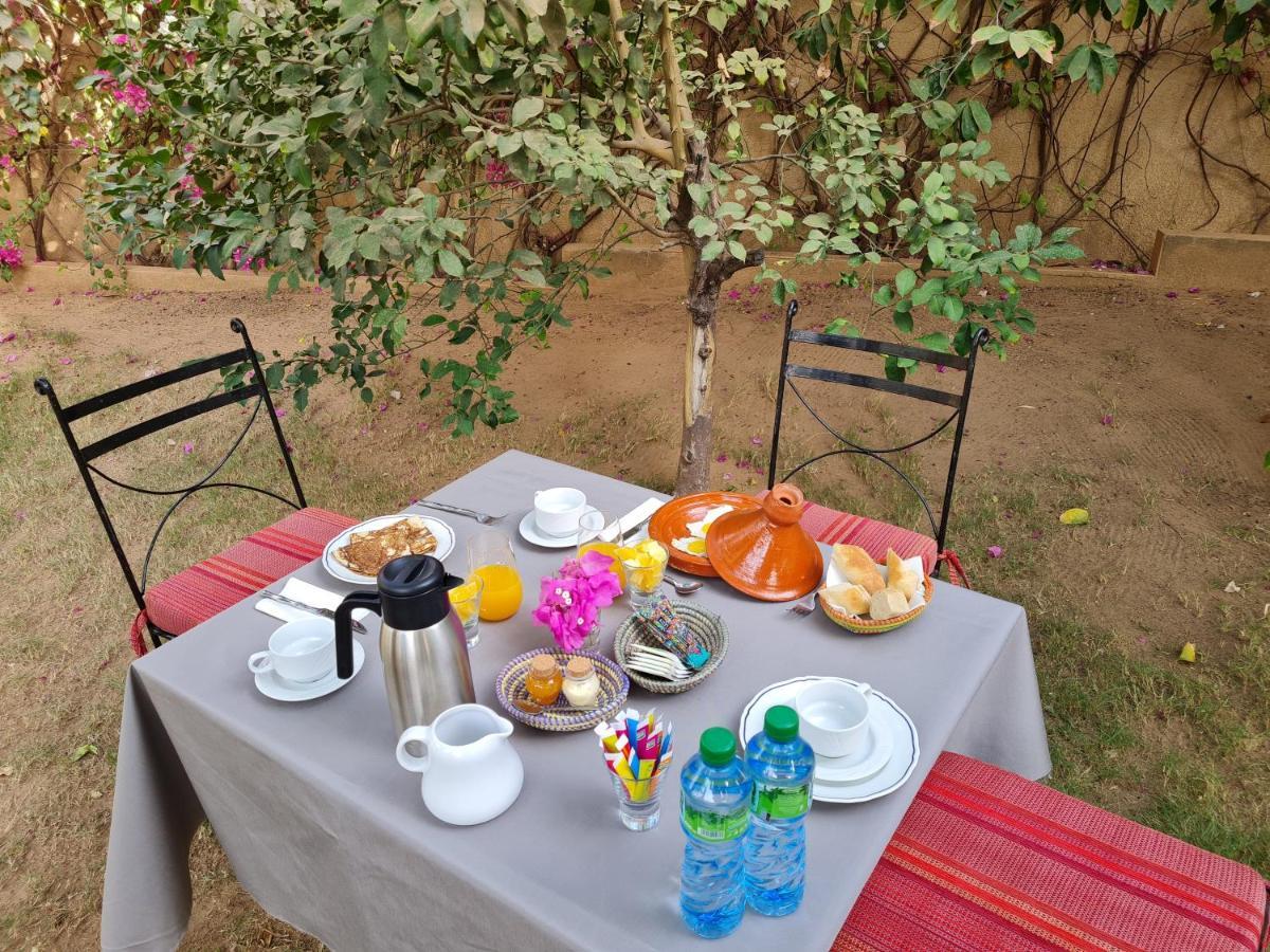 Le Souimanga Bleu Saly Bed & Breakfast エクステリア 写真