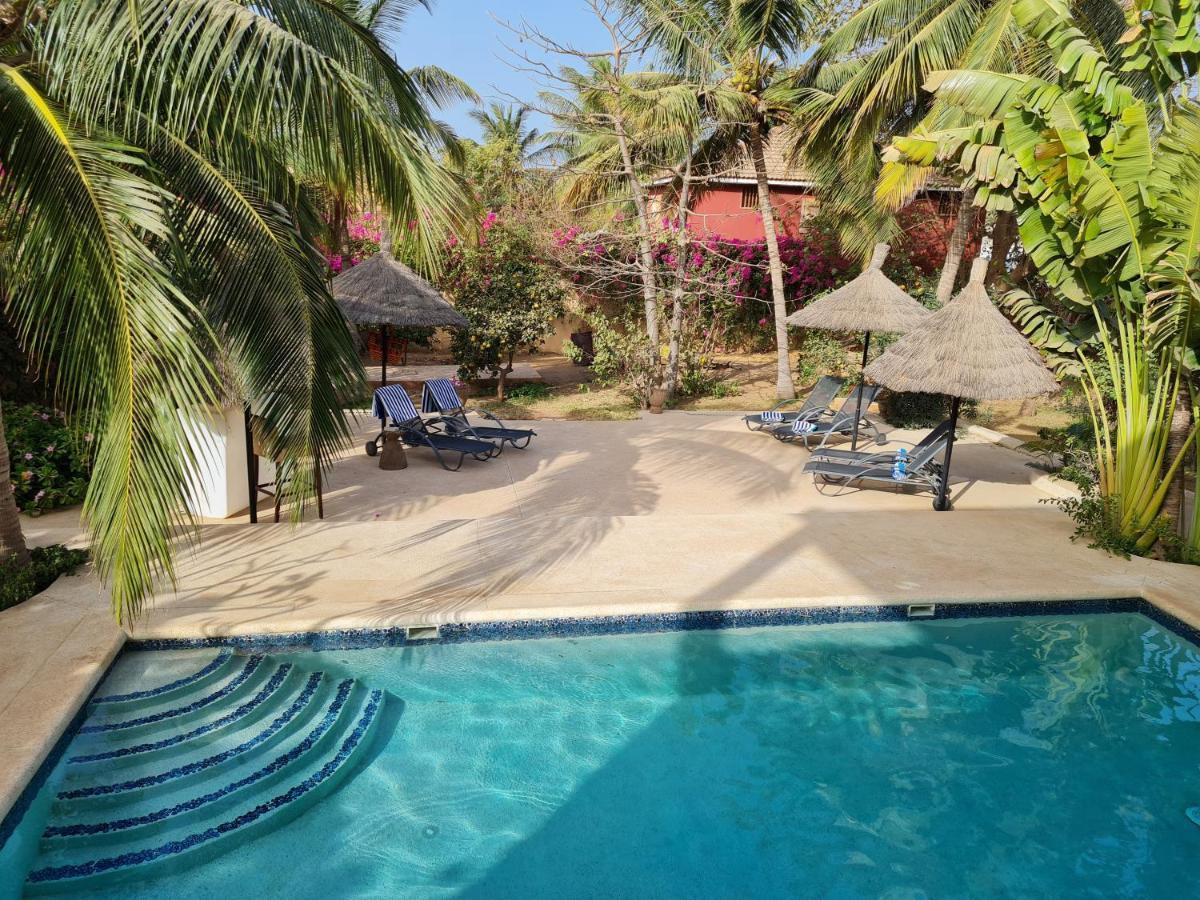 Le Souimanga Bleu Saly Bed & Breakfast エクステリア 写真